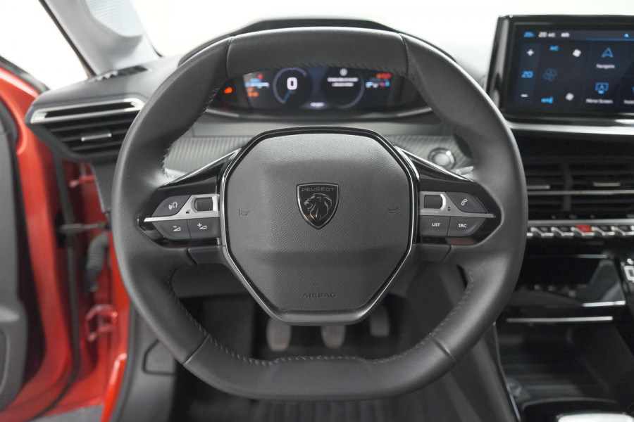 Peugeot 208 Puretech 100 Allure | Camera | Navigatie | Parkeersensoren | Apple Carplay