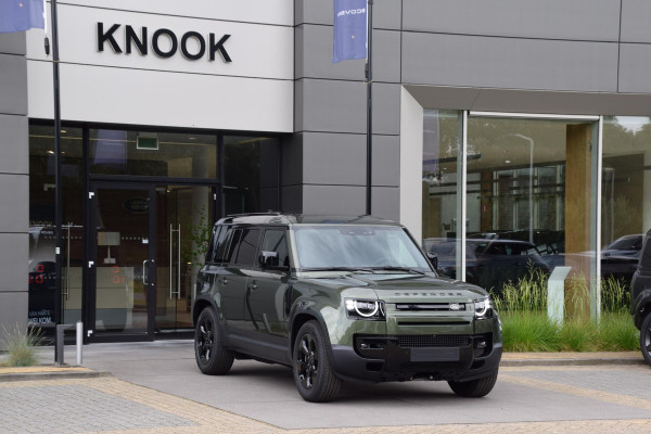 Land Rover Defender P300e 110 Forest Edition