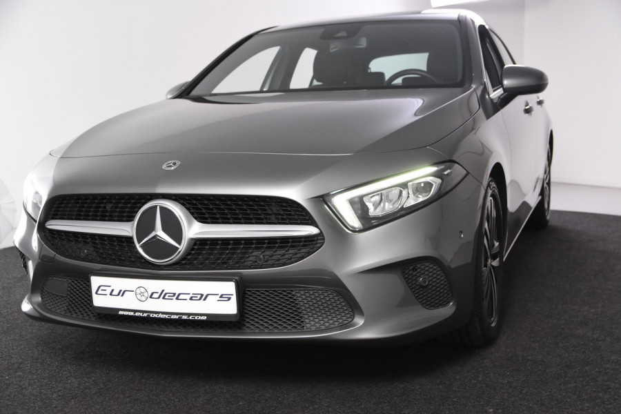 Mercedes-Benz A-Klasse 180 d *1ste Eigenaar*Leer*Panoramadak*Stoelverwarming*Ambiente*