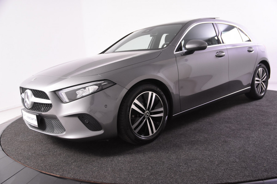 Mercedes-Benz A-Klasse 180 d *1ste Eigenaar*Leer*Panoramadak*Stoelverwarming*Ambiente*