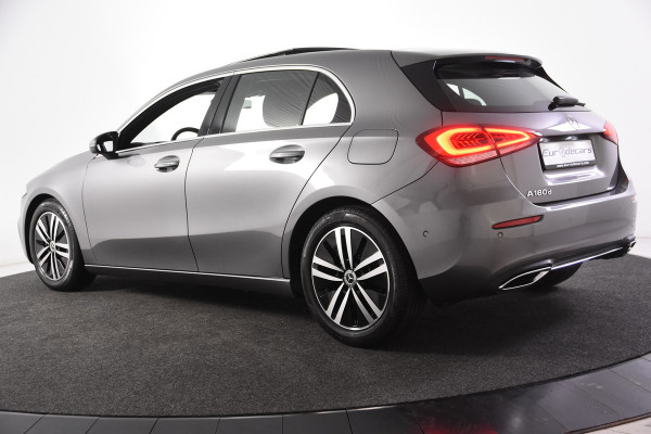 Mercedes-Benz A-Klasse 180 d *1ste Eigenaar*Leer*Panoramadak*Stoelverwarming*Ambiente*