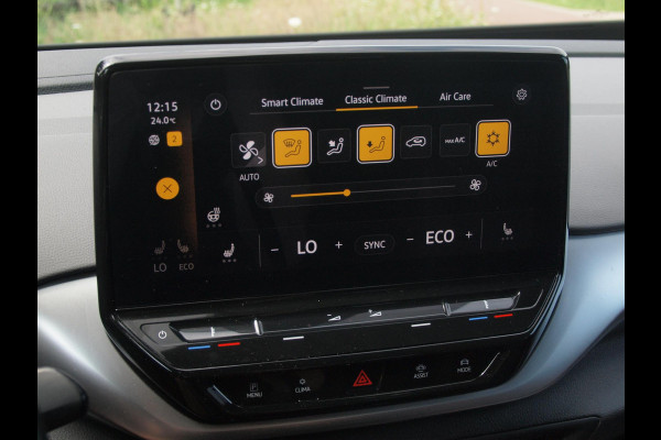 Volkswagen ID.4 First 77 kWh | Camera | Warmtepomp | Sfeerverlichting | Apple Carplay | NL-Auto |