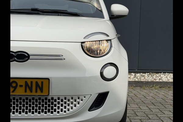 Fiat 500E Action 24 kWh | Carplay/Android | DAB | Cruise control | Airco | Media Pack