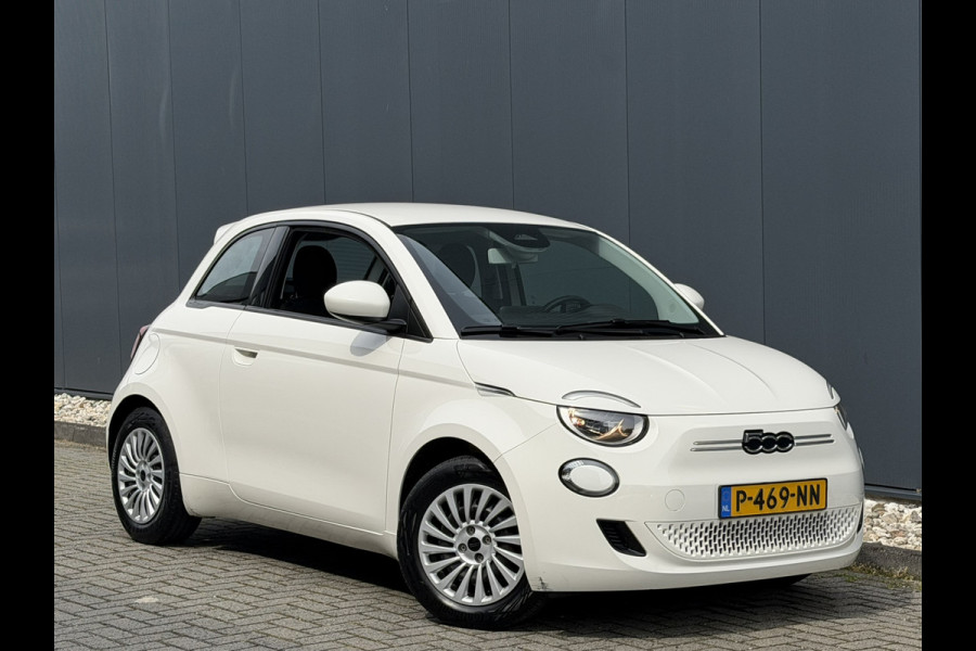 Fiat 500E Action 24 kWh | Carplay/Android | DAB | Cruise control | Airco | Media Pack