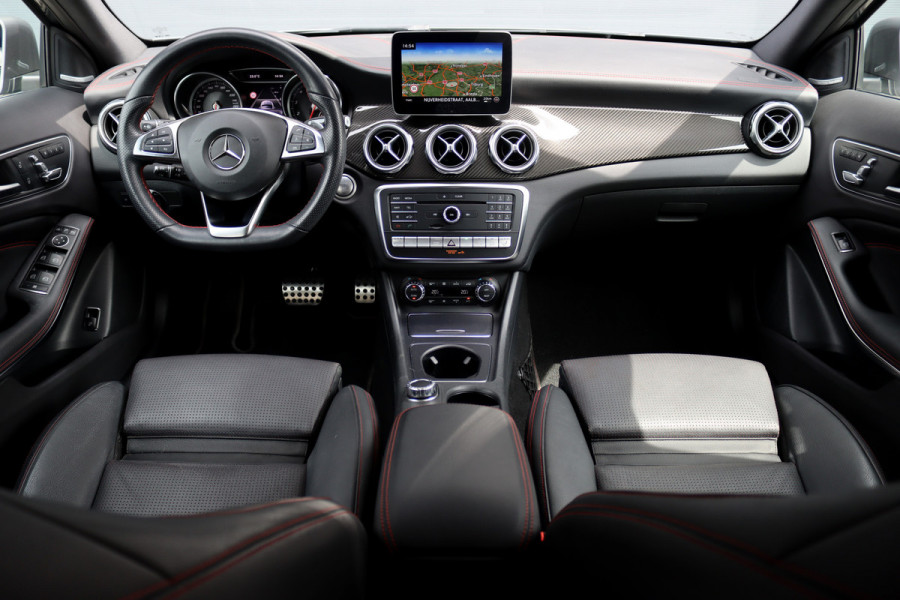 Mercedes-Benz GLA 250 4MATIC AMG Line Premium+ | Panoramadak | Distronic Pro | Memory | Harman&Kardon | Stoelverwarming | Nappa Leder | Apple Carplay/Android Auto | Dodehoekassistent |
