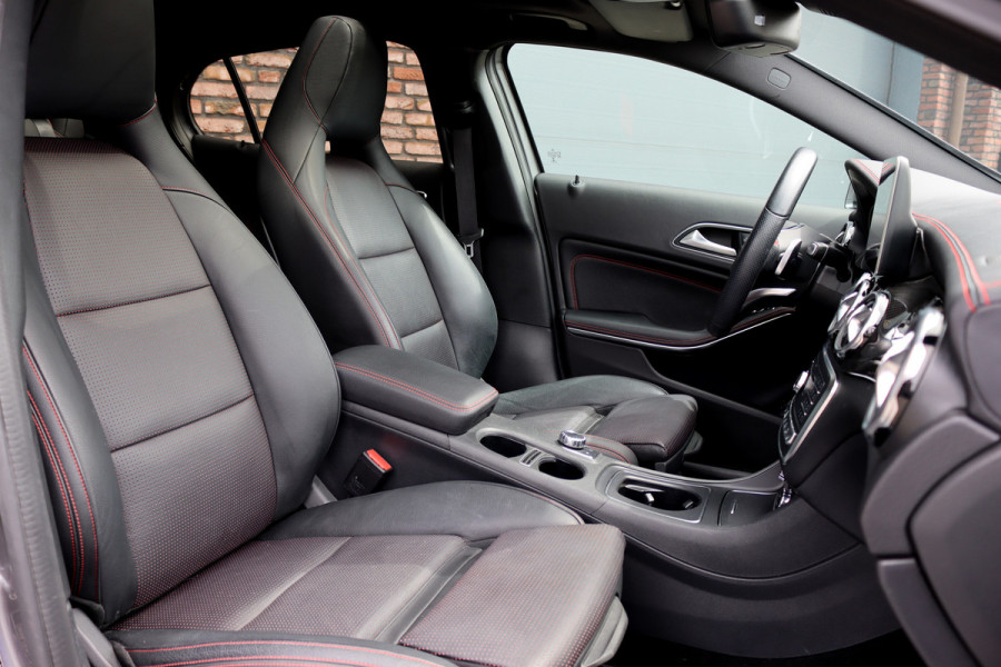 Mercedes-Benz GLA 250 4MATIC AMG Line Premium+ | Panoramadak | Distronic Pro | Memory | Harman&Kardon | Stoelverwarming | Nappa Leder | Apple Carplay/Android Auto | Dodehoekassistent |