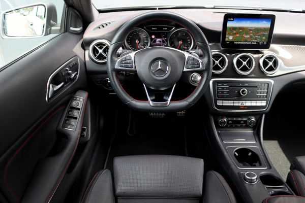 Mercedes-Benz GLA 250 4MATIC AMG Line Premium+ | Panoramadak | Distronic Pro | Memory | Harman&Kardon | Stoelverwarming | Nappa Leder | Apple Carplay/Android Auto | Dodehoekassistent |