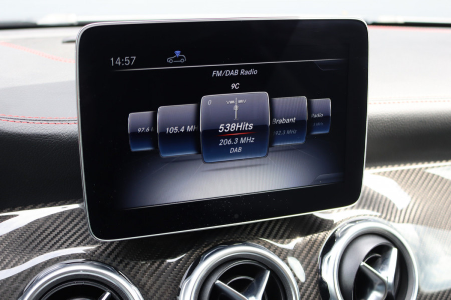 Mercedes-Benz GLA 250 4MATIC AMG Line Premium+ | Panoramadak | Distronic Pro | Memory | Harman&Kardon | Stoelverwarming | Nappa Leder | Apple Carplay/Android Auto | Dodehoekassistent |