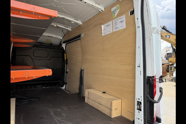 Ford E-Transit 68kWh 184PK L3H3 Pakketinrichting 334km WLTP 96,2% (SOH) BEV Snelladen 360º Camera Cruise control Climate control Carplay Navigatie Laadkabel Parkeersensoren v+a