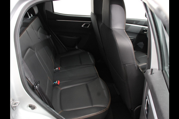 Dacia Spring Comfort Plus (Orange Pack) 27 kWh Airco Cruise Control Navigatie Camera Licht metalen velgen