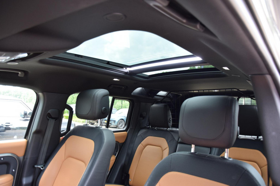 Land Rover Defender 110 P400e 110 X-Dynamic HSE