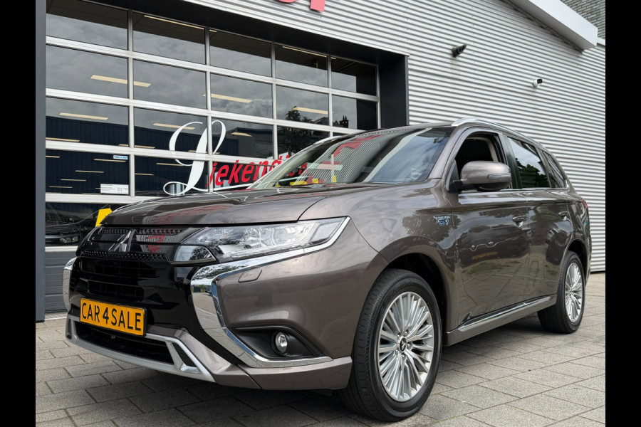 Mitsubishi Outlander 2.4 PHEV Intense+ Automaat / Apple CarPlay I Navigatie I Airco I Comfort pakket I Dealer onderhouden