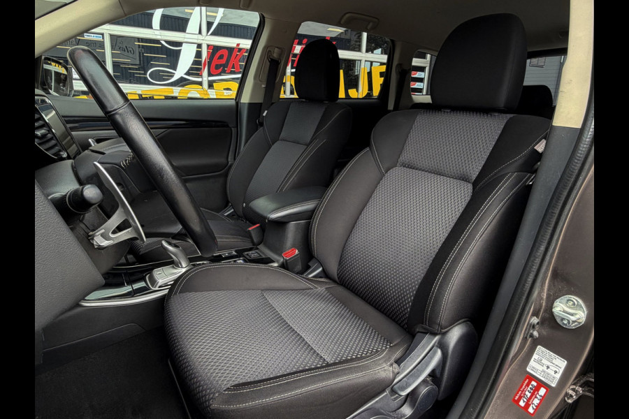 Mitsubishi Outlander 2.4 PHEV Intense+ Automaat / Apple CarPlay I Navigatie I Airco I Comfort pakket I Dealer onderhouden