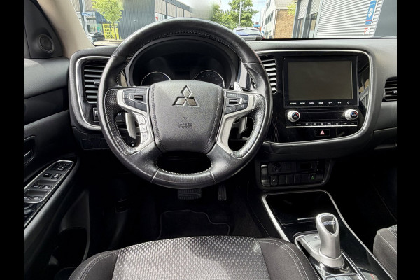 Mitsubishi Outlander 2.4 PHEV Intense+ Automaat / Apple CarPlay I Navigatie I Airco I Comfort pakket I Dealer onderhouden