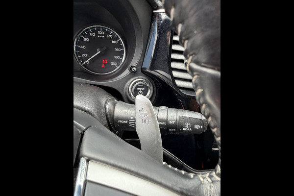 Mitsubishi Outlander 2.4 PHEV Intense+ Automaat / Apple CarPlay I Navigatie I Airco I Comfort pakket I Dealer onderhouden