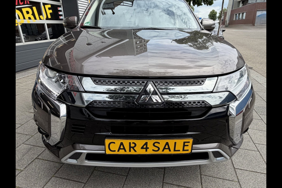 Mitsubishi Outlander 2.4 PHEV Intense+ Automaat / Apple CarPlay I Navigatie I Airco I Comfort pakket I Dealer onderhouden