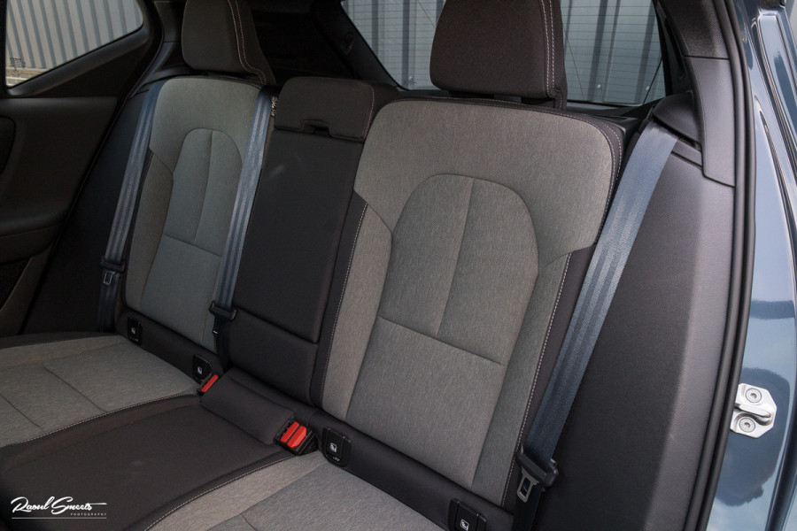 Volvo XC40 1.5 T5 Twin Engine Inscription | Zwenkbare trekhaak | Adaptieve cruise | Blis | Memory |