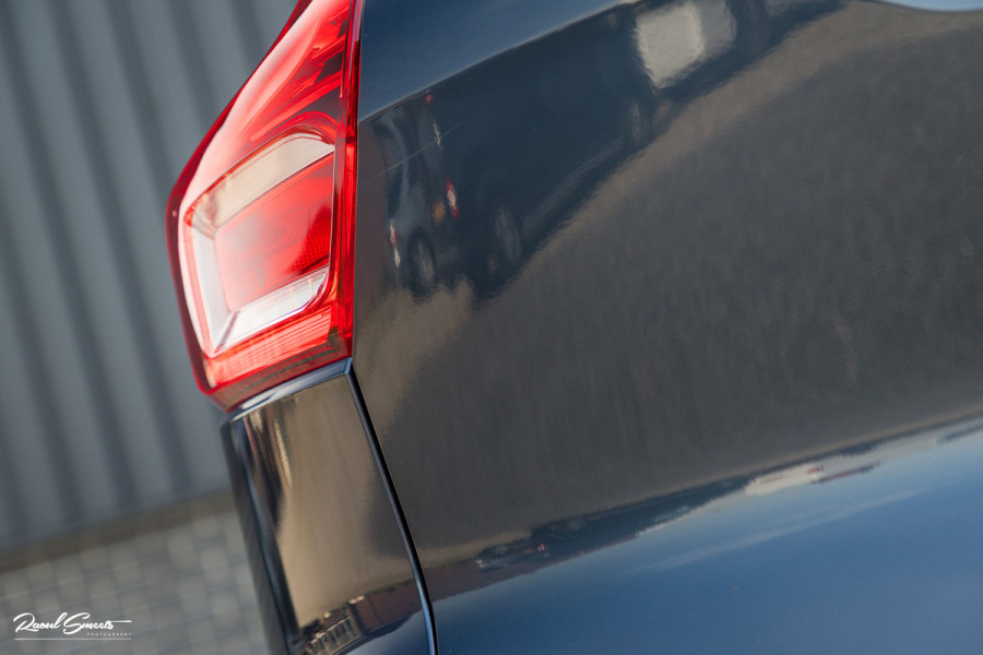 Volvo XC40 1.5 T5 Twin Engine Inscription | Zwenkbare trekhaak | Adaptieve cruise | Blis | Memory |