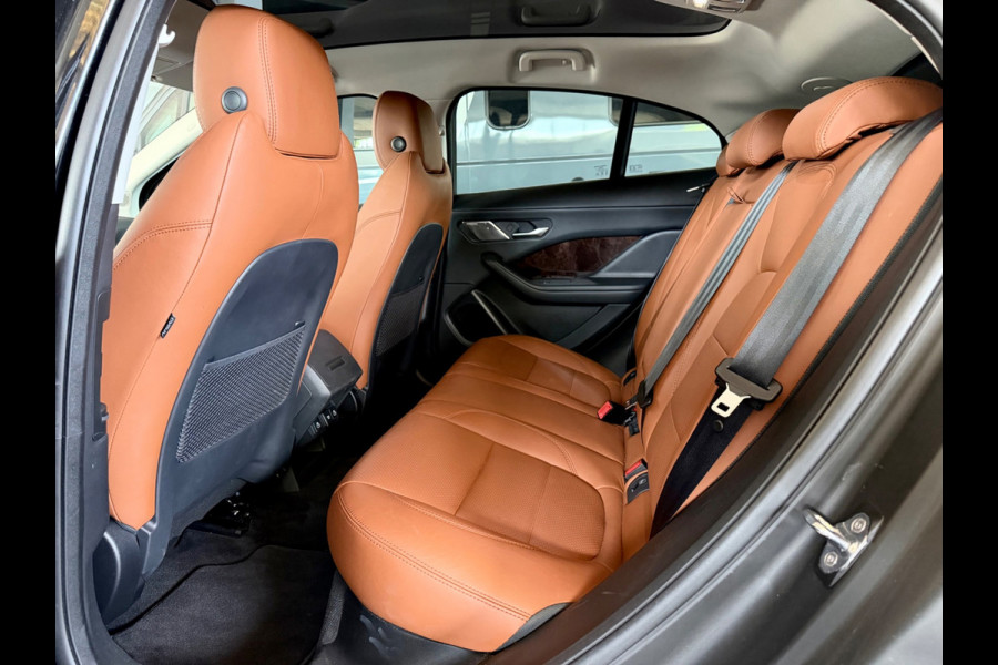 Jaguar I-PACE EV400 S 90 kWh 3-fase lader