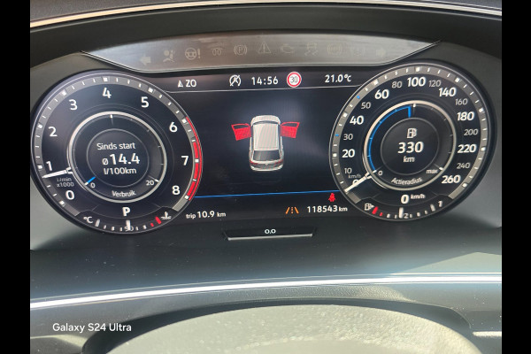 Volkswagen Tiguan 1.4 TSI R Line / Aut / NAP / Camera / Ecc / Elek Pakket / Acc / Digital Cockpit / Open Panoramadak / Led / 19 In