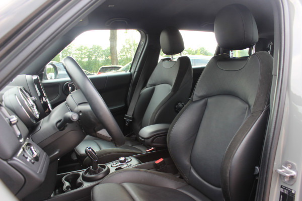 MINI Countryman 1.5 Cooper Business Edition / Leder / Navigatie / Parkeerhulp V+A / Harman Kardon / 18'' / Cruise Control