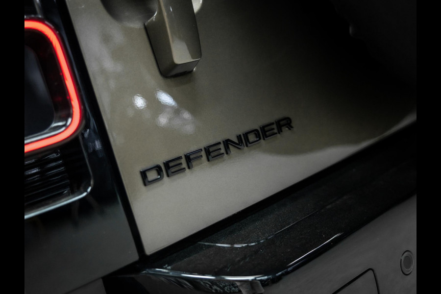 Land Rover Defender Hard Top 3.0 D250 110 MHEV S Grijskenten| Volle uitvoering| 22inch Wheels