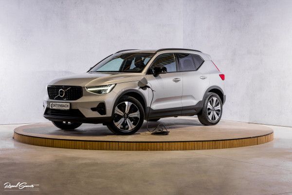Volvo XC40 1.5 T5 Plug-in hybrid Plus Dark | Adaptieve cruise | Harman Kardon | Blis | Memory | Leder |