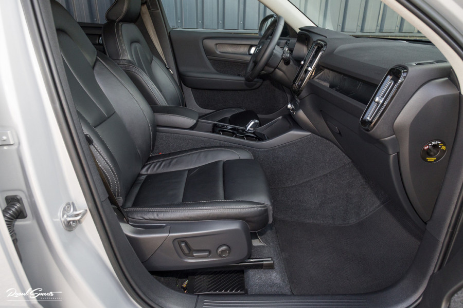 Volvo XC40 1.5 T5 Plug-in hybrid Plus Dark | Adaptieve cruise | Harman Kardon | Blis | Memory | Leder |