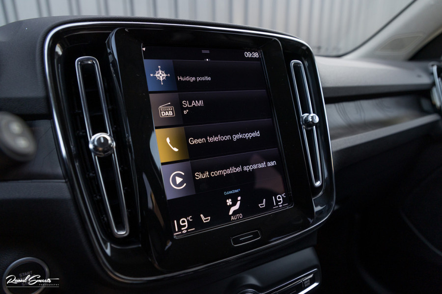 Volvo XC40 1.5 T5 Plug-in hybrid Plus Dark | Adaptieve cruise | Harman Kardon | Blis | Memory | Leder |