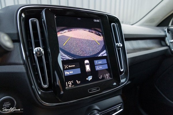 Volvo XC40 1.5 T5 Plug-in hybrid Plus Dark | Adaptieve cruise | Harman Kardon | Blis | Memory | Leder |