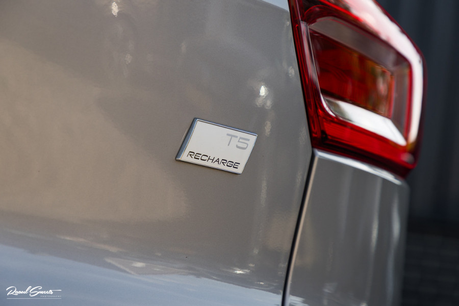 Volvo XC40 1.5 T5 Plug-in hybrid Plus Dark | Adaptieve cruise | Harman Kardon | Blis | Memory | Leder |
