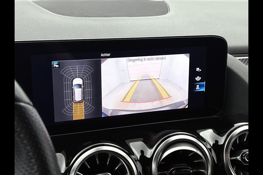 Mercedes-Benz B-Klasse 180 Business Solution AMG AMG Line | Night Pakket | Sfeerverlichting | Achteruitrijcamera | Ledkoplampen | Inclusief 24 maanden Mercedes-Benz Certified garantie voor Europa.