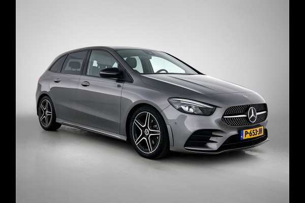 Mercedes-Benz B-Klasse 180 Business Solution AMG AMG Line | Night Pakket | Sfeerverlichting | Achteruitrijcamera | Ledkoplampen | Inclusief 24 maanden Mercedes-Benz Certified garantie voor Europa.