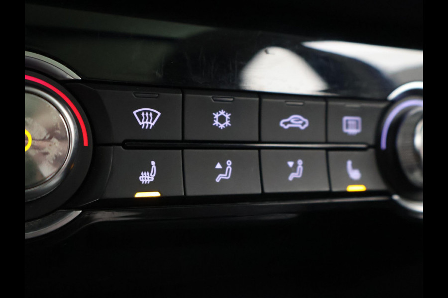 MG Mg Zs EV LUXURY 45 kWh + TREKHAAK | PANORAMA | JBL | LEDER | CAMERA | ADAPTIVE CRUISE | STOELVERWARMING