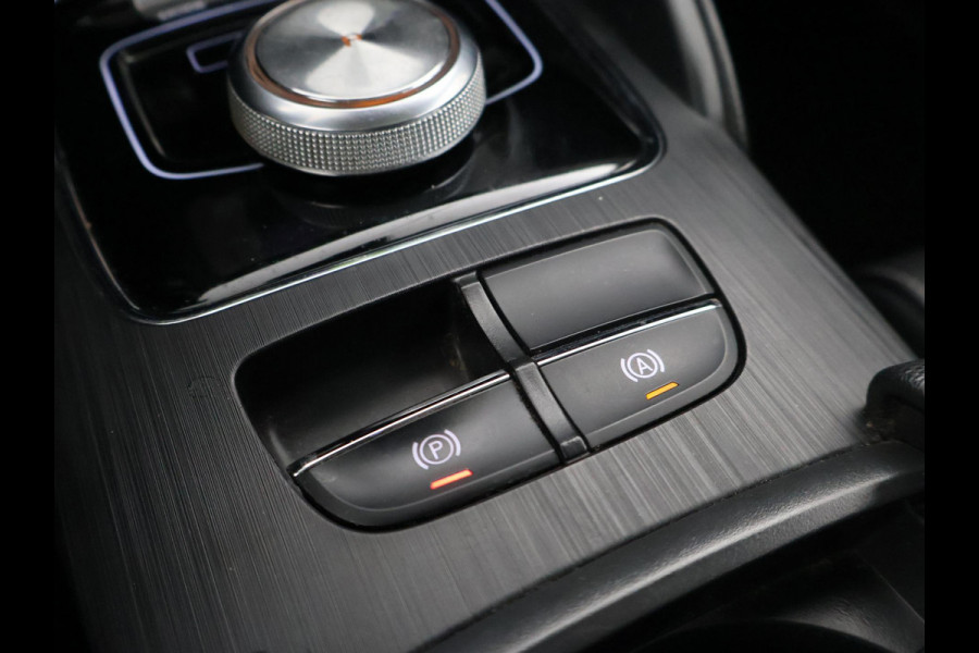 MG Mg Zs EV LUXURY 45 kWh + TREKHAAK | PANORAMA | JBL | LEDER | CAMERA | ADAPTIVE CRUISE | STOELVERWARMING