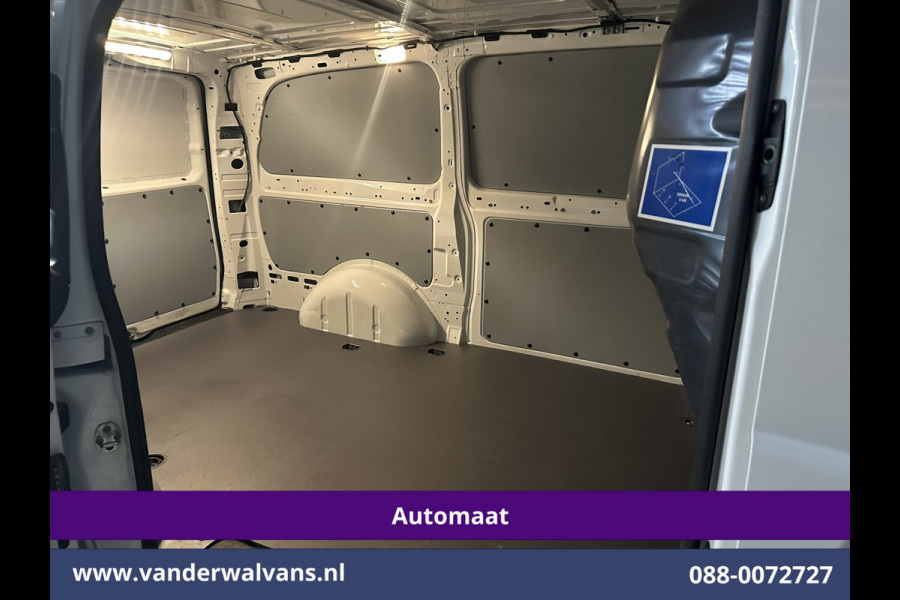 Mercedes-Benz Vito 114 CDI 136pk 9G-Tronic Automaat L2H1 Euro6 Airco | Camera | Navigatie | Imperiaal | 2500kg Trekhaak | Cruisecontrol Apple Carplay, Android Auto, Parkeersensoren, Sidebars