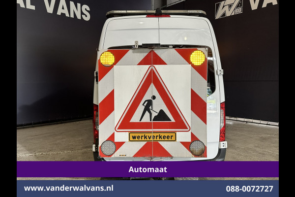 Mercedes-Benz Sprinter 317 CDI 170pk 9G-Tronic Automaat 3500kg Trekhaak L2H2 Inrichting Euro6 Airco | Laadklep | Camera | Apple Carplay Android Auto, Cruisecontrol, Parkeerensoren