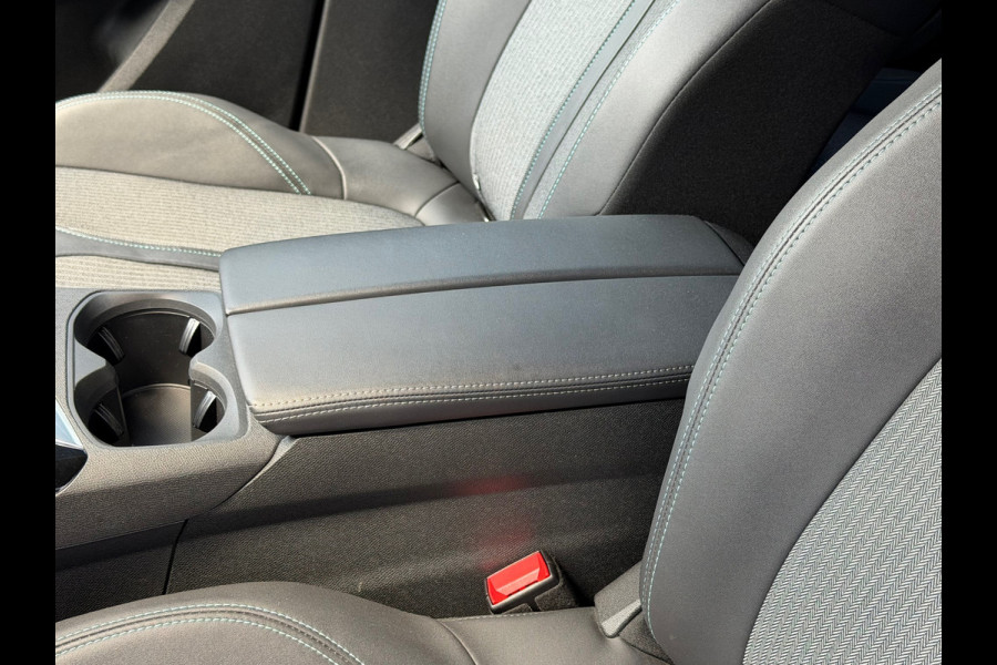 Peugeot 3008 1.6 HYbrid PHEV 225 Pk Allure Pack Business | Navigatie | Cruise | Clima | Camera | Side asist | 18".