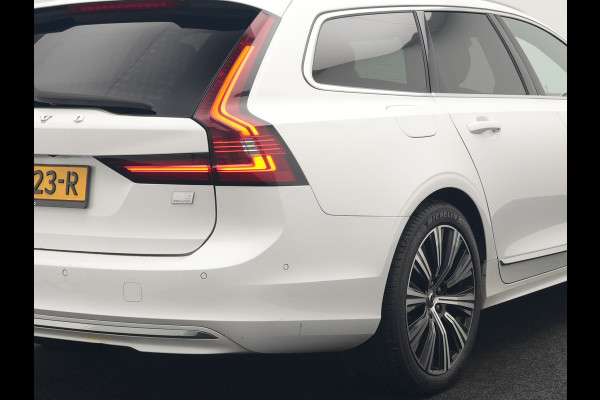 Volvo V90 T8 AWD Plus Bright LONG RANGE PHEV 455pk Dealer O.H. | Trekhaak Af Fabriek | Panodak | Adaptive Cruise | 360 Camera | Harman / Kardon | Lederen Sportstoelen Ventilatie & Memory | Stoelen & Stuur Verwarmd | Keyless | Blis | Google Assistent | SCHADE!!
