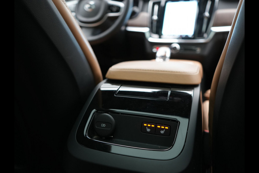 Volvo V90 T8 AWD Plus Bright LONG RANGE PHEV 455pk Dealer O.H. | Trekhaak Af Fabriek | Panodak | Adaptive Cruise | 360 Camera | Harman / Kardon | Lederen Sportstoelen Ventilatie & Memory | Stoelen & Stuur Verwarmd | Keyless | Blis | Google Assistent | SCHADE!!