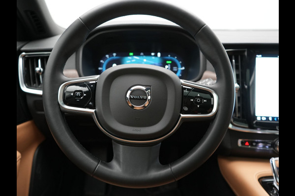 Volvo V90 T8 AWD Plus Bright LONG RANGE PHEV 455pk Dealer O.H. | Trekhaak Af Fabriek | Panodak | Adaptive Cruise | 360 Camera | Harman / Kardon | Lederen Sportstoelen Ventilatie & Memory | Stoelen & Stuur Verwarmd | Keyless | Blis | Google Assistent | SCHADE!!