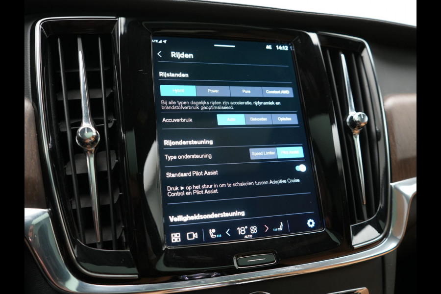 Volvo V90 T8 AWD Plus Bright LONG RANGE PHEV 455pk Dealer O.H. | Trekhaak Af Fabriek | Panodak | Adaptive Cruise | 360 Camera | Harman / Kardon | Lederen Sportstoelen Ventilatie & Memory | Stoelen & Stuur Verwarmd | Keyless | Blis | Google Assistent | SCHADE!!