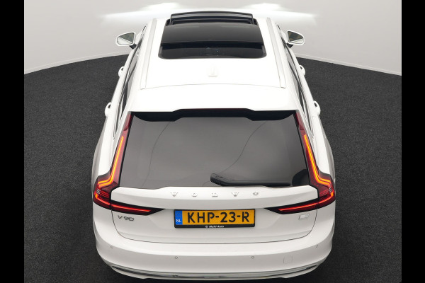 Volvo V90 T8 AWD Plus Bright LONG RANGE PHEV 455pk Dealer O.H. | Trekhaak Af Fabriek | Panodak | Adaptive Cruise | 360 Camera | Harman / Kardon | Lederen Sportstoelen Ventilatie & Memory | Stoelen & Stuur Verwarmd | Keyless | Blis | Google Assistent | SCHADE!!