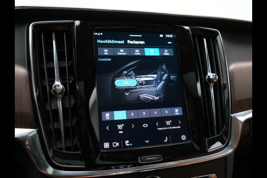 Volvo V90 T8 AWD Plus Bright LONG RANGE PHEV 455pk Dealer O.H. | Trekhaak Af Fabriek | Panodak | Adaptive Cruise | 360 Camera | Harman / Kardon | Lederen Sportstoelen Ventilatie & Memory | Stoelen & Stuur Verwarmd | Keyless | Blis | Google Assistent | SCHADE!!