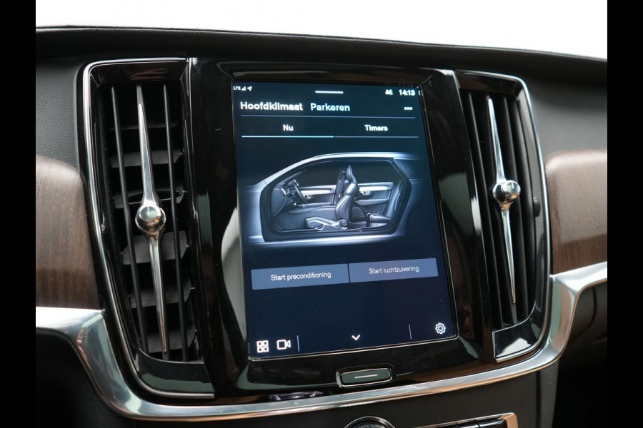 Volvo V90 T8 AWD Plus Bright LONG RANGE PHEV 455pk Dealer O.H. | Trekhaak Af Fabriek | Panodak | Adaptive Cruise | 360 Camera | Harman / Kardon | Lederen Sportstoelen Ventilatie & Memory | Stoelen & Stuur Verwarmd | Keyless | Blis | Google Assistent | SCHADE!!