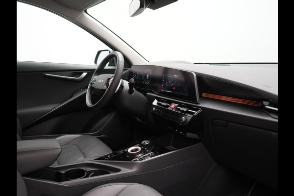 Kia Niro 1.6 GDi DynamicLine PHEV 182pk Dealer O.H. | Adaptive Cruise | Camera | Lederen Sportstoelen & Stuur Verwarmd | Keyless | Blis | Sfeerverlichting | Apple Carplay | Navigatie | DAB | Virtual | 18"L.M | Plug In Hybrid |