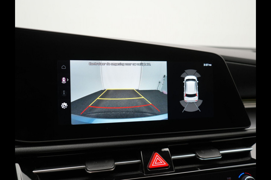 Kia Niro 1.6 GDi DynamicLine PHEV 182pk Dealer O.H. | Adaptive Cruise | Camera | Lederen Sportstoelen & Stuur Verwarmd | Keyless | Blis | Sfeerverlichting | Apple Carplay | Navigatie | DAB | Virtual | 18"L.M | Plug In Hybrid |