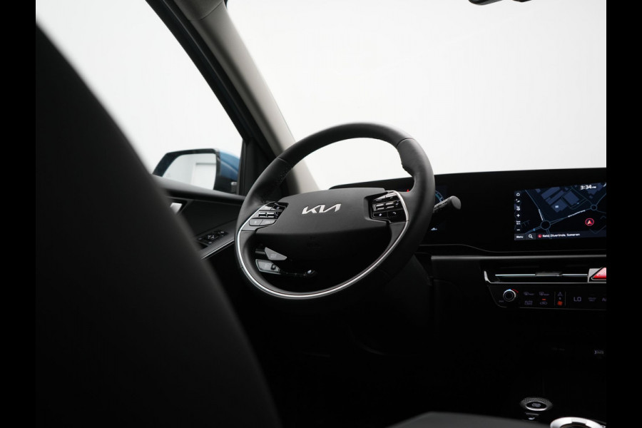 Kia Niro 1.6 GDi DynamicLine PHEV 182pk Dealer O.H. | Adaptive Cruise | Camera | Lederen Sportstoelen & Stuur Verwarmd | Keyless | Blis | Sfeerverlichting | Apple Carplay | Navigatie | DAB | Virtual | 18"L.M | Plug In Hybrid |