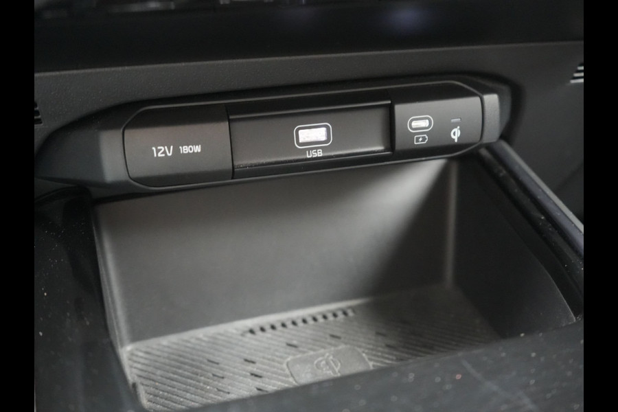 Kia Niro 1.6 GDi DynamicLine PHEV 182pk Dealer O.H. | Adaptive Cruise | Camera | Lederen Sportstoelen & Stuur Verwarmd | Keyless | Blis | Sfeerverlichting | Apple Carplay | Navigatie | DAB | Virtual | 18"L.M | Plug In Hybrid |