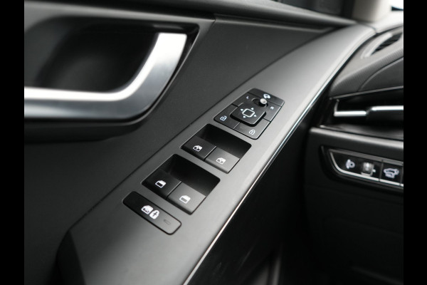 Kia Niro 1.6 GDi DynamicLine PHEV 182pk Dealer O.H. | Adaptive Cruise | Camera | Lederen Sportstoelen & Stuur Verwarmd | Keyless | Blis | Sfeerverlichting | Apple Carplay | Navigatie | DAB | Virtual | 18"L.M | Plug In Hybrid |